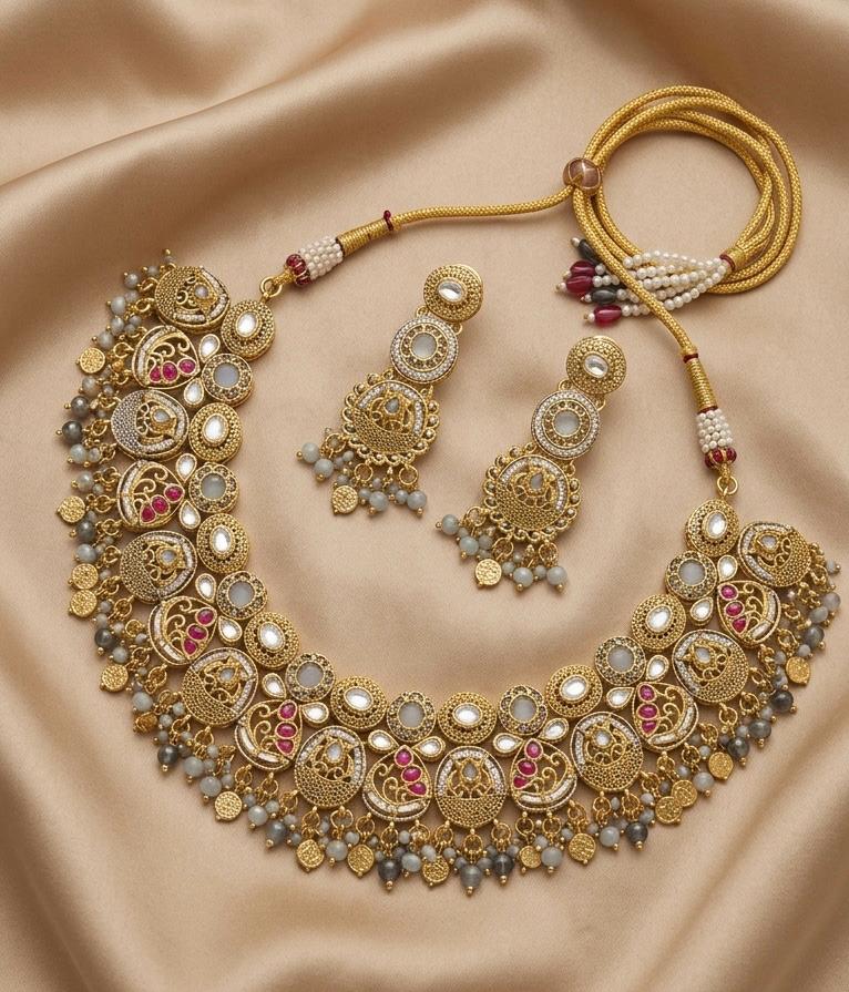 Sunehri Ghazal: Vintage Gold Coin & Polki Fringe Necklace Set