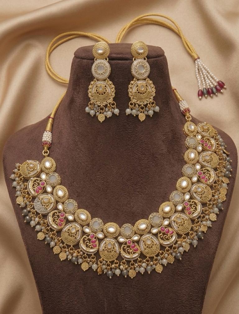 Sunehri Ghazal: Vintage Gold Coin & Polki Fringe Necklace Set